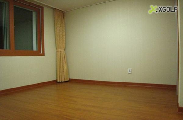 �����彺��