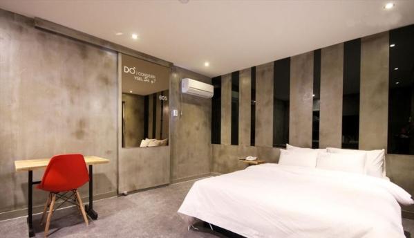 ���̵����