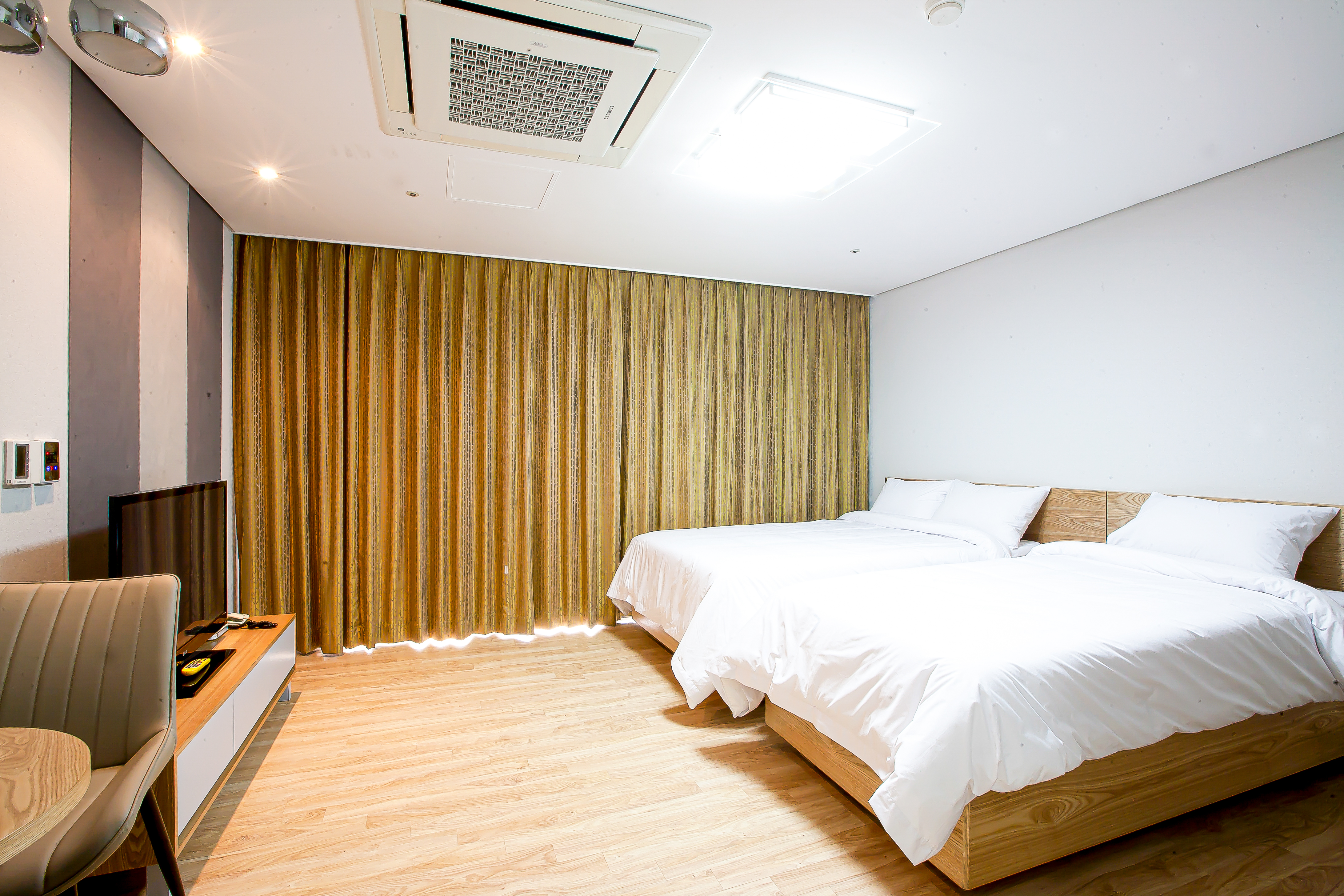 ���ɺ��̽��ܵ�