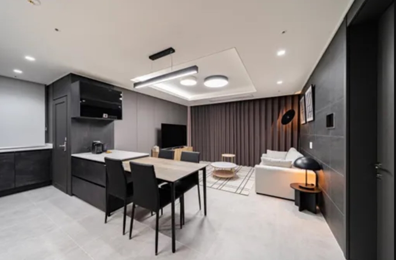 ���÷�Ƽ�� �λ������