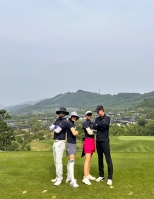 ������ ������ �ÿ��ϰ� û���� �ڿ�ģȭ���̰�