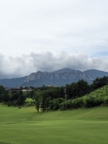 ������ ��� ��������� �������� �ٶ󺸴� 