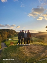 �ڽ� ������� ������ �ʽ��ϴ�. �ƹ����� Ƽ