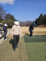 �Ǹ��ߴ� �ʰܿ� ����