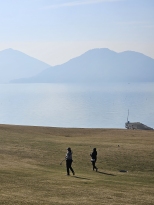 �λ����� ���� �����ϰ� �������ϴ�

��